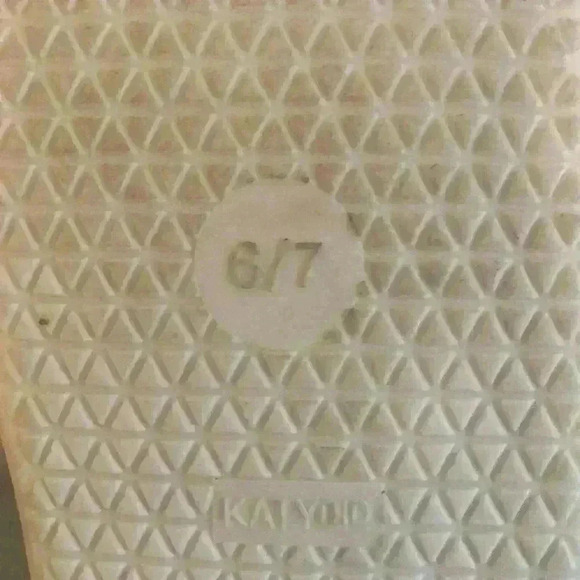 Fuzzy Slipper sSet of 2 Size 6.5 Smiley Face Open Toe Rainbow Mule - Picture 5 of 13